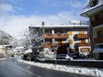 L'albergo da via Bionaz in una splendida giornata invernale