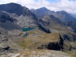 Il Laghi del Pinter e, in sfondo, Perrin, salendo alla Testa Grigia